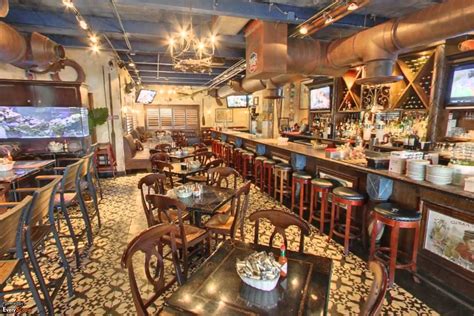 Garcia's seafood grille & fish market miami - Jan 26, 2024 · Garcia's is that quintessential Miami place where almost every Cuban can claim six degrees of separation: Maybe your dad used to sell his weekend Bimini catch to its picky owners, or your cousin ...